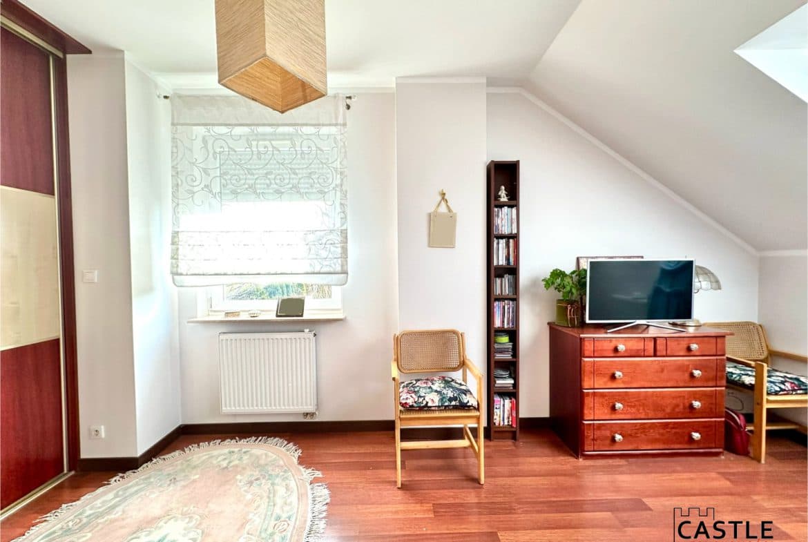 Komfortowe mieszkanie 3 pokoje .