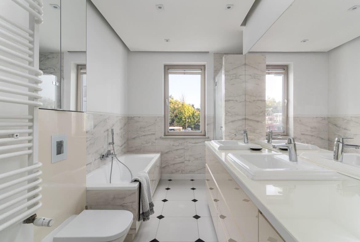 Apartament | Spacerem do plaży | dwa balkony, miejsce postojowe