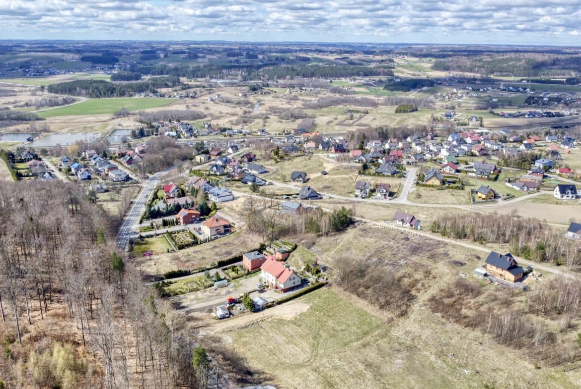 Działka z kawałkiem lasu! MPZP i media