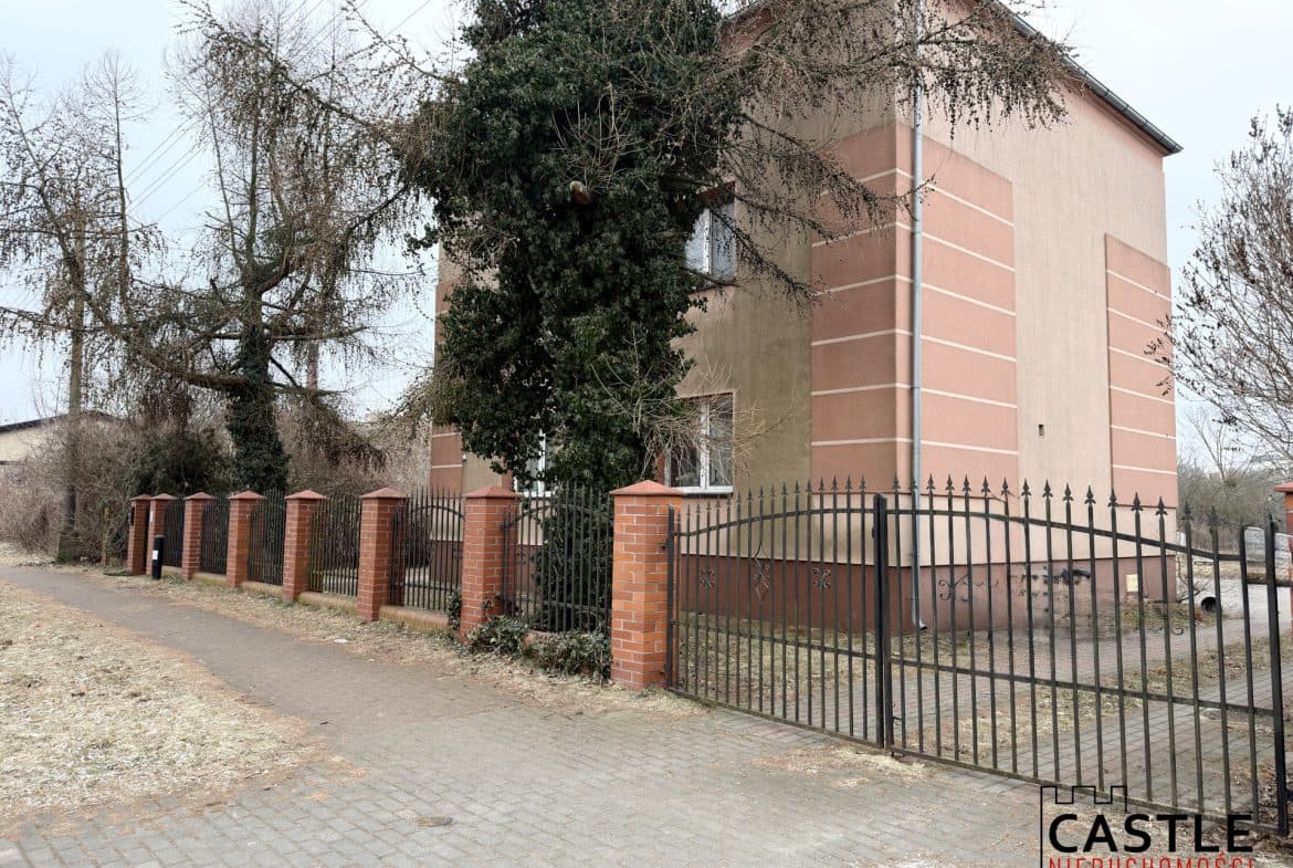 Dom na dużej działce 1911 m² – Poznań, ul. Rzeczna